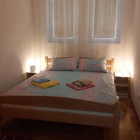 Apartman Jevtic 1 Gornja Toplica Exteriör bild