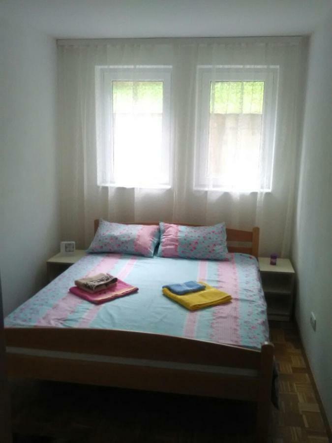 Apartman Jevtic 1 Gornja Toplica Exteriör bild